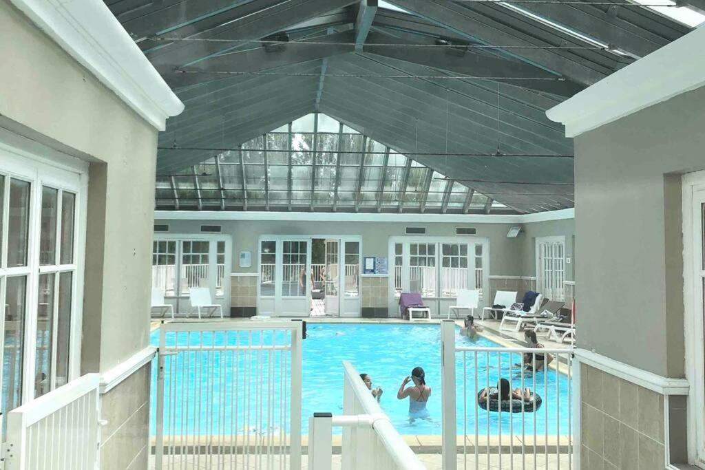 Appartement 2 Chambres Couleur Dune, Piscine, Parking Gratuit Le Touquet ภายนอก รูปภาพ